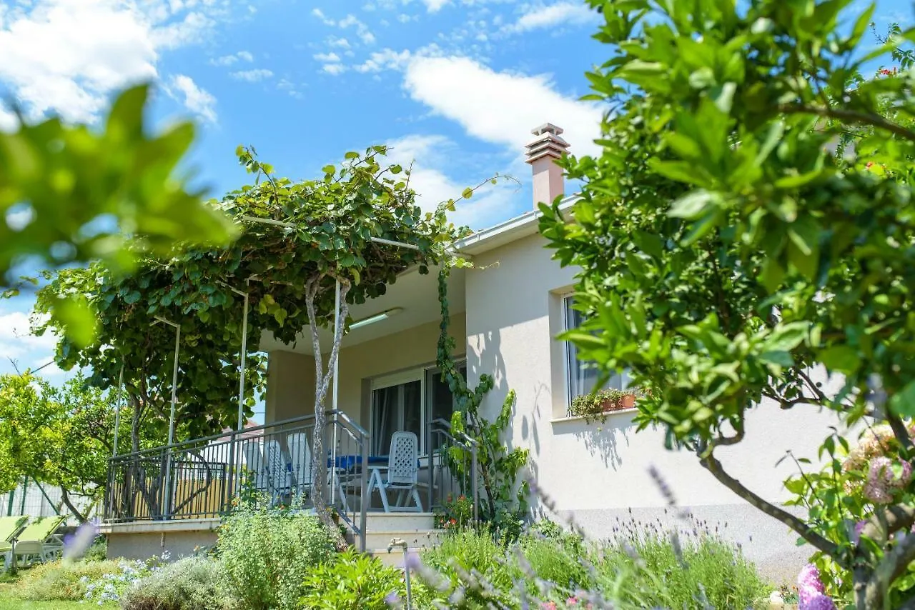 Vacation House Bile Kastela