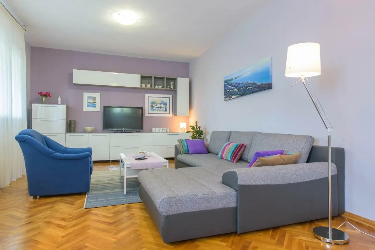 Holiday home Vacation House Bile Kastela Croatia